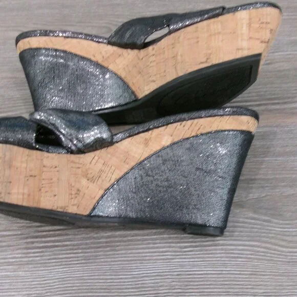 Near New GUESS Balasi Shimmery Black Silver Rhinestone Wedge Platform Shoes 9.5 - Picture 13 of 16